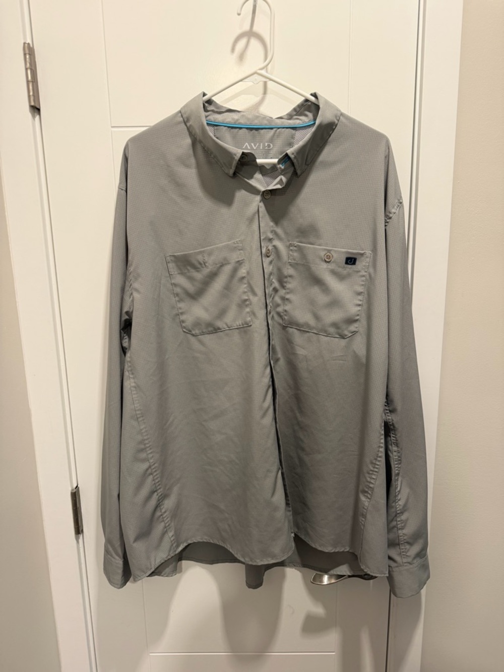 Avid Men’s Lightweight Shirt Jacket in Light Gray